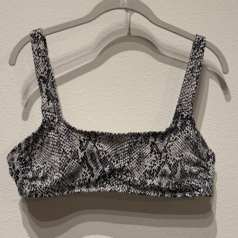 Xhilaration Monochrome Animal Print Bikini Top